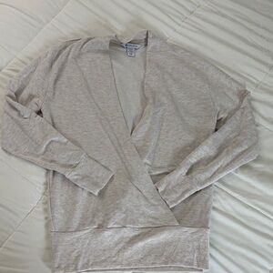 🦋Athleta Cream Sweater